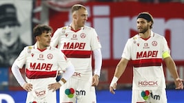 Torschütze Christian Lichtenberger, Alexander Hofleitner, Daniel Maderner (v. li.) und der GAK ...