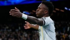 Vinicius Junior versteht die Welt nicht mehr.