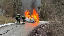 Der Wagen brannte in Losenstein völlig aus.