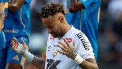 Neymar hat seinen Vertrag bei seinem Jugendverein FC Santos verlängert.