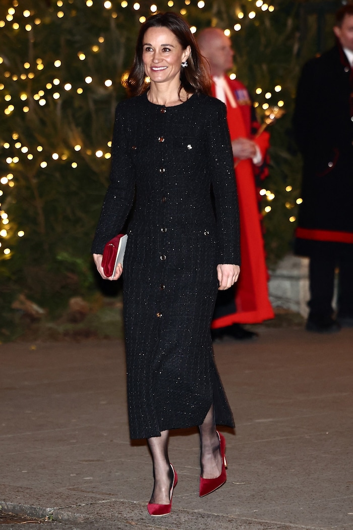 Im letzten Jahr war Pippa Middleton beim Weihnachtskonzert von Prinzessin Kate in der ...