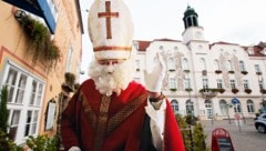 Jedes Jahr kommt der Nikolo nach Neunkirchen zu Besuch und macht Kinder glücklich. 