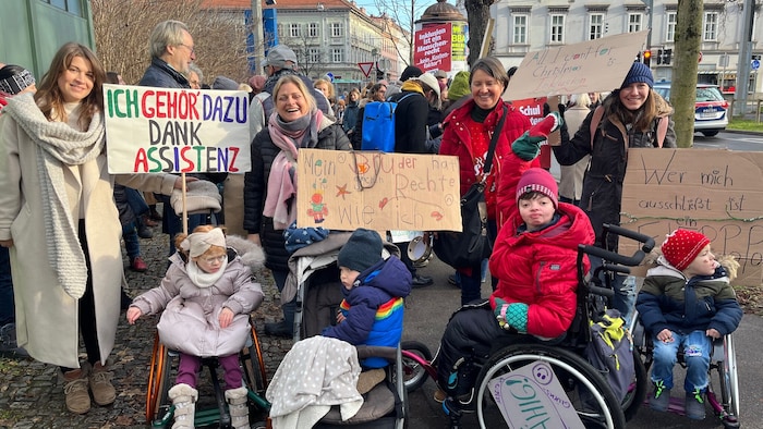 Am 8. Dezember wurde in Graz für mehr Schulassistenz-Stunden demonstriert.