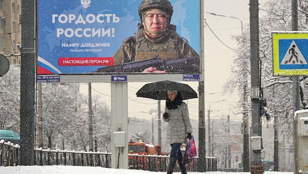 Kriegspropaganda in Sankt Petersburg