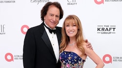 Jane Seymour hat mit John Zambetti ihr neues Liebes-Glück gefunden. Und ist mit 74 Jahren ...