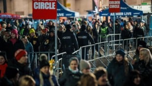 Die Backstreet Boys zogen die Massen an – und es kamen diesmal vor allem weibliche Gäste nach ...