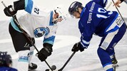 Lukas Kampitsch (re.) und Paternion behielten gegen Lendhafen mit Philipp Waldner die Oberhand.