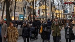 Beim Weihnachtsbummel auf der Mariahilferstraße in Wien