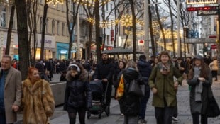 Beim Weihnachtsbummel auf der Mariahilferstraße in Wien
