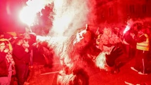 In Maxglan waren Krampusse von knapp 50 Passen aus dem In- und Ausland unterwegs. Es war für ...