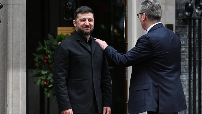Selenskyj und Starmer bei ihrer Zusammenkunft in der britischen Hauptstadt