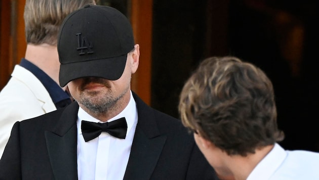 Der Bartträger unterm LA-Baseballcap ist Leonardo DiCaprio. Jetzt hat er enthüllt, warum er sich ...