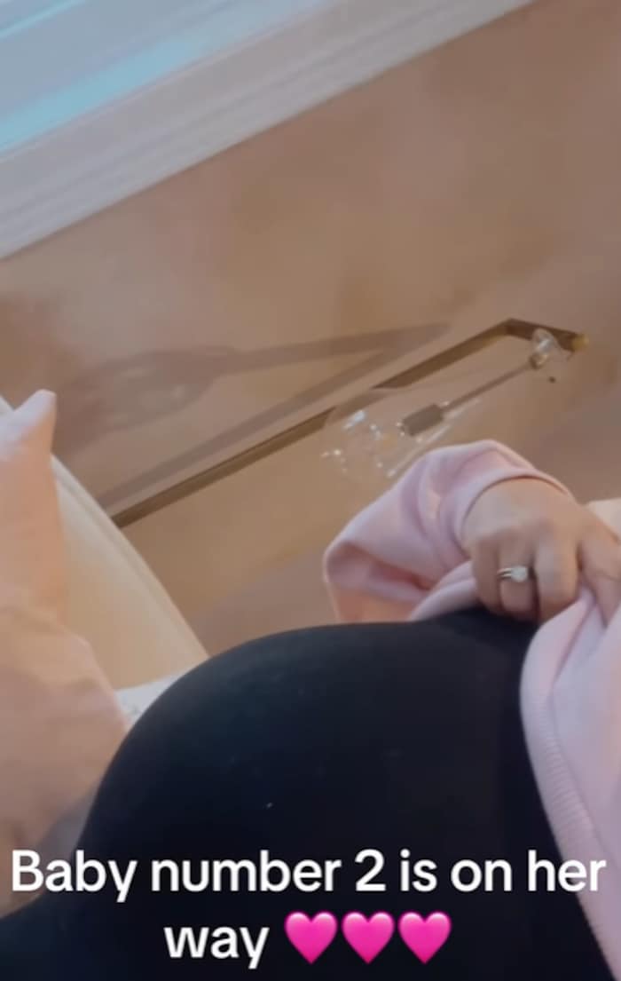 „Baby Nummer zwei ist auf dem Weg!“ Rebel Wilson und ihre Ehefrau Ramona haben das ...