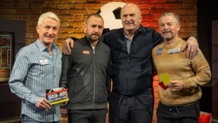 Moderator Hannes Steiner mit Rapid-Geschäftsführer Steffen Hofmann sowie den Experten Kurt ...