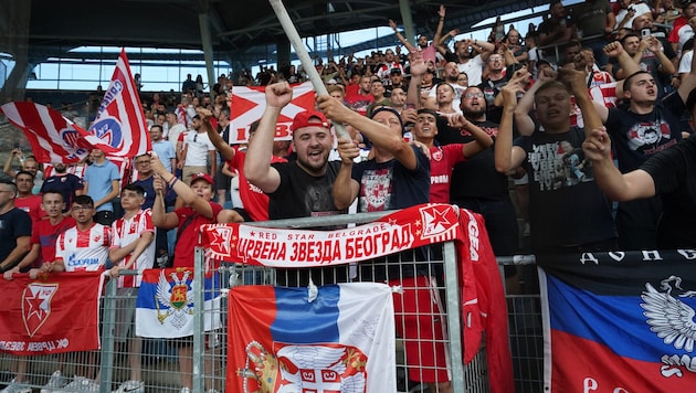2021 gastierten rund 500 Fans von Roter Stern Belgrad bei einem Freundschaftsspiel in Liebenau. ...