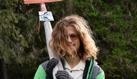 Raphael Hohl ist einer von zwei jungen Männern, die im Nationalpark Gesäuse gerade ein ...