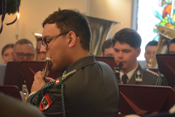 Die Militärmusik untermalte die Messe