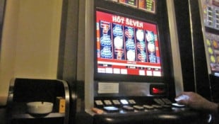 Der 48-jährige Hotelier verspielte bei Online-Wetten und in Casinos fast 300.000 Euro.