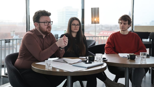 Klubobleute Plach (SP), Payr (JA), Lukovic (Grüne, von links)