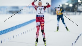 Lisa Hauser jubelte in Östersund über den Sieg in der Verfolgung.