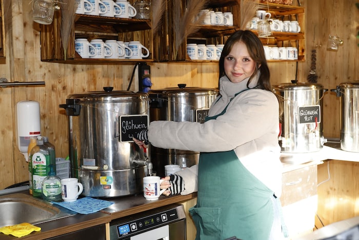 Wohin uns das Geld führte: Zuerst gab es einen Glühwein um 4,80 Euro.