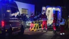 Die Rettung war gleich mit mehreren Fahrzeugen ausgerückt.