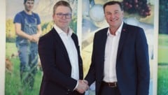 Markus Buchmayr (Pinzgau Milch) und Andreas Gasteiger (SalzburgMilch) freuen sich.
