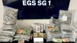 Die Polizei beschlagnahmte rund 20 Kilogramm Marihuana, 10,5 Kilogramm Kokain, drei Kilogramm ...