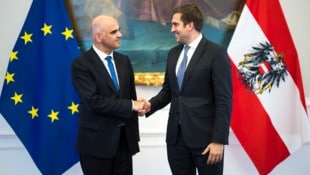 Der Generalsekretär des Europarats, Alain Berset (li), hatte bei seinem Besuch in Wien bei ...