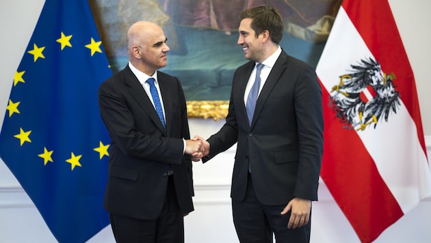 Der Generalsekretär des Europarats, Alain Berset (li), hatte bei seinem Besuch in Wien bei ...