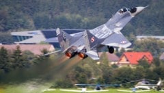 Die polnische Luftwaffe findet keine Verwendung mehr für die aus der Sowjetzeit stammenden ...