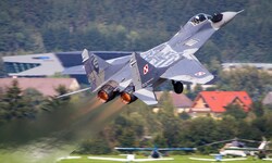 Die polnische Luftwaffe findet keine Verwendung mehr für die aus der Sowjetzeit stammenden ...