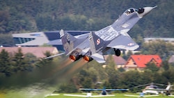 Die polnische Luftwaffe findet keine Verwendung mehr für die aus der Sowjetzeit stammenden ...