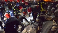 In Marokko starben beim Einsturz zweier Wohnhäuser zahlreiche Menschen. 