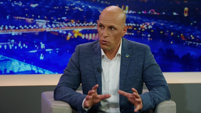 Niederösterreichs FPÖ-Bildungssprecher Helmut Fiedler im krone.tv-Talk