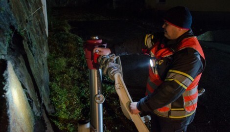 Sechs Feuerwehren halfen zusammen, um die Wasserversorgung in Stroheim aufrechtzuerhalten.