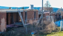 Diese Reihenhäuser werden im Jänner versteigert.