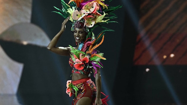 Gabrielle Henry kämpft drei Wochen nach ihrem Sturz von der „Miss Universe“-Bühne um ihr Leben.