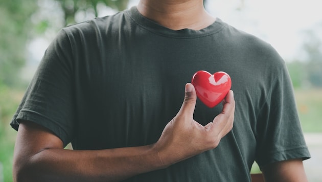 Männer haben im Durchschnitt ein höheres Risiko für Probleme mit Cholesterin und ...