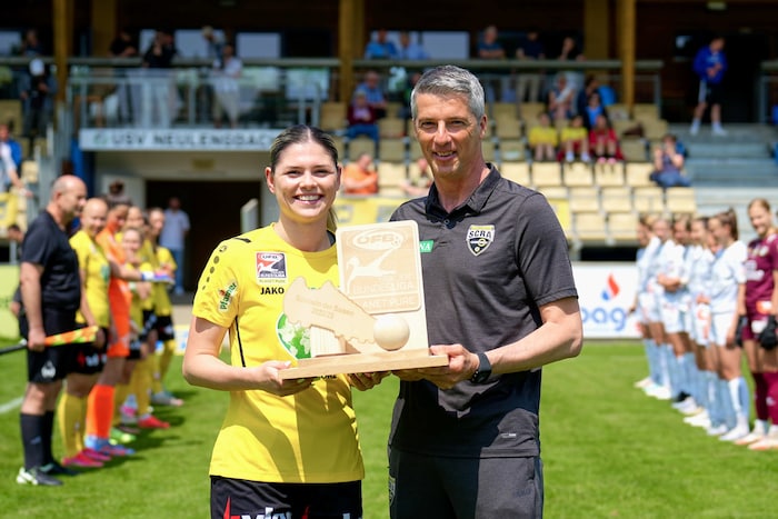 Mit Bernhard Summer als Trainer holten Altachs Frauen zweimal Rang drei in der Admiral ...