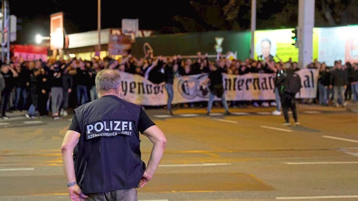 Vor drei Jahren zogen die Hooligans von Feyenoord Rotterdam eine Spur der Verwüstung durch Graz.