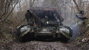 Ukrainische Panzerstellung in der Oblast Saporischschja – die Kleinstadt Huljajpole in dem ...