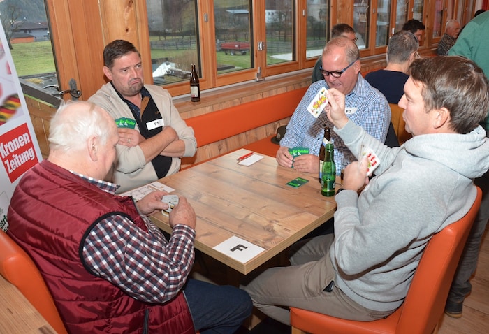 Skeptischer Blick vom Watter links oben – ob dieser Trick hilft?