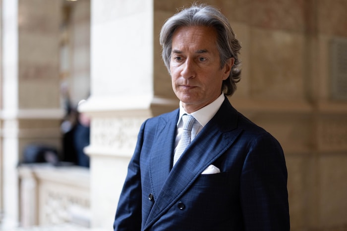 Karl-Heinz Grasser darf das Gefängnis Anfang Jänner verlassen und bekommt die Fußfessel.