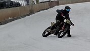 Max Hellmann hat das Training auf Eis begonnen.