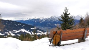 Entlang der Runde kann man die Aussicht genießen – hier ins Inntal und zum Karwendel.