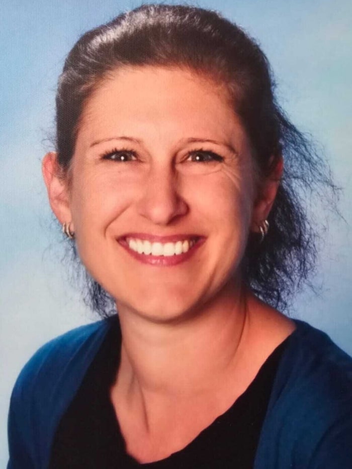 Die engagierte Kindergärtnerin ist auf fremde Hilfe angewiesen.