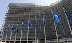 Die EU-Kommission prüft laut eigener Aussage die Einführung einer Übergewinnsteuer für ...