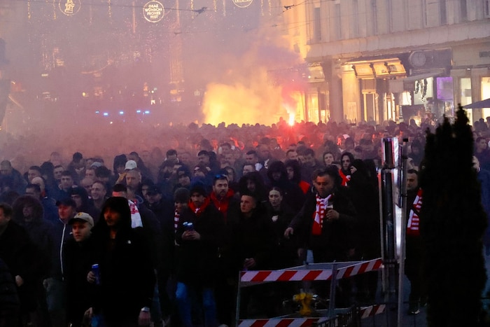 Bilder vom Belgrad-Fanmarsch in der Innenstadt