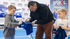 Autogramme von Tsonga waren im Kaufhaus Tyrol sehr begehrt.